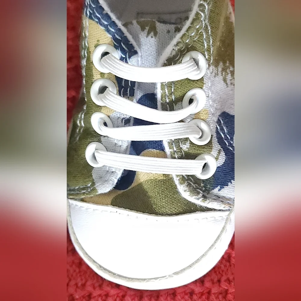 Baby Gear Infant Boy Slip-on Soft Sole Camouflage Pattern Sneakers Sz 6-9 Months